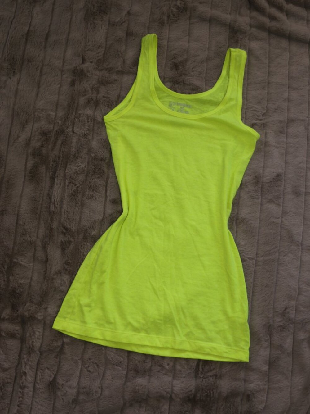 No Boundaries Women’s Neon Yellow Tank Top Size Small 💛✨